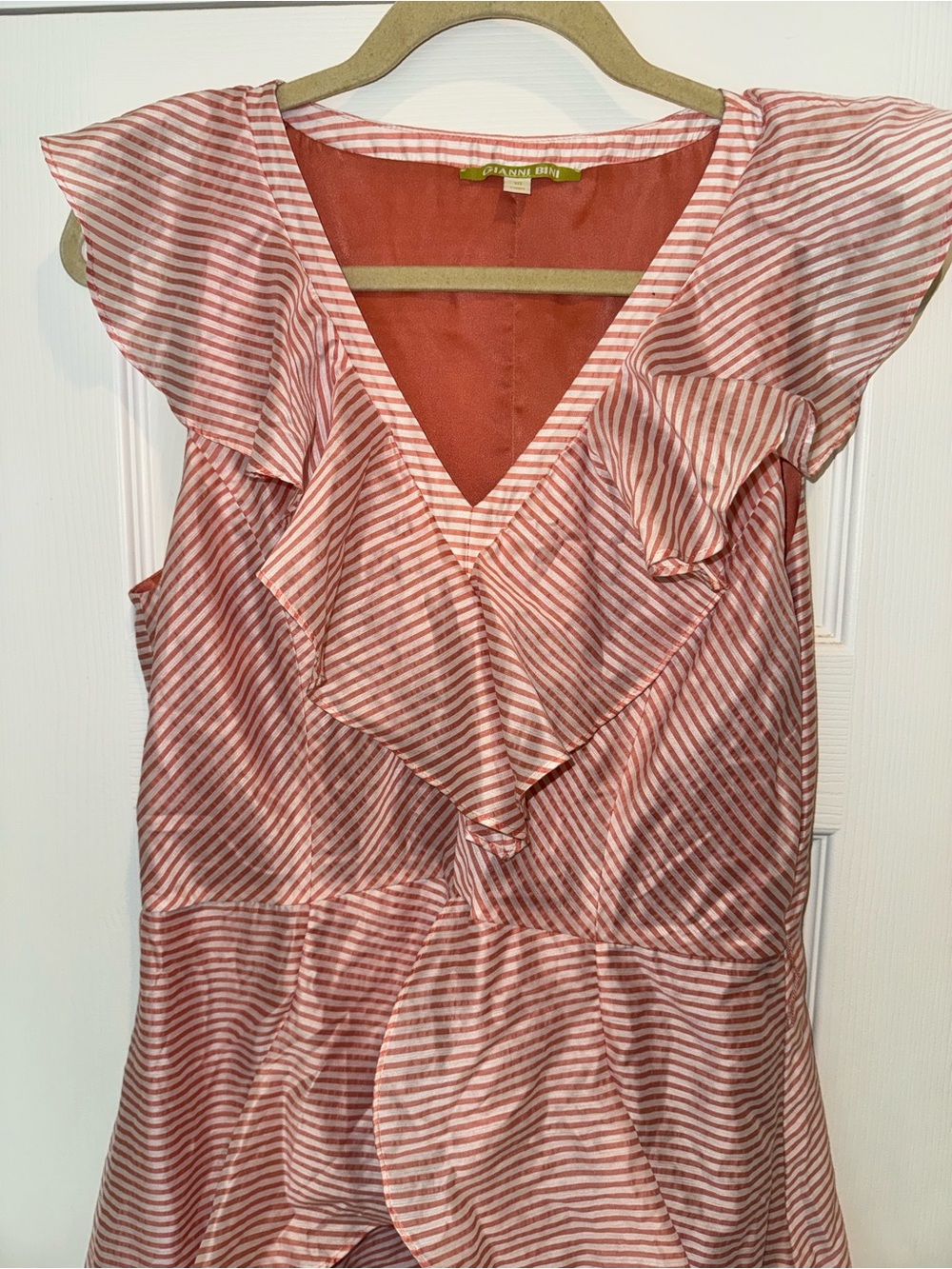 Gianni Bini Peach/Pink Stripe Ruffle Midi Dress Flutter Sleeve Size 10 Wedding - Picture 3 of 9